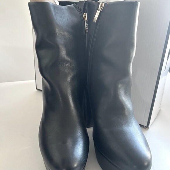 GUESS Women's Crafty 9.5M Heavy Platform Booties boots high heels,  club shoes - Picture 6 of 16